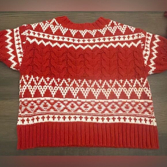 American Eagle Red and Cream Winter Holiday Sweater - Picture 3 of 8